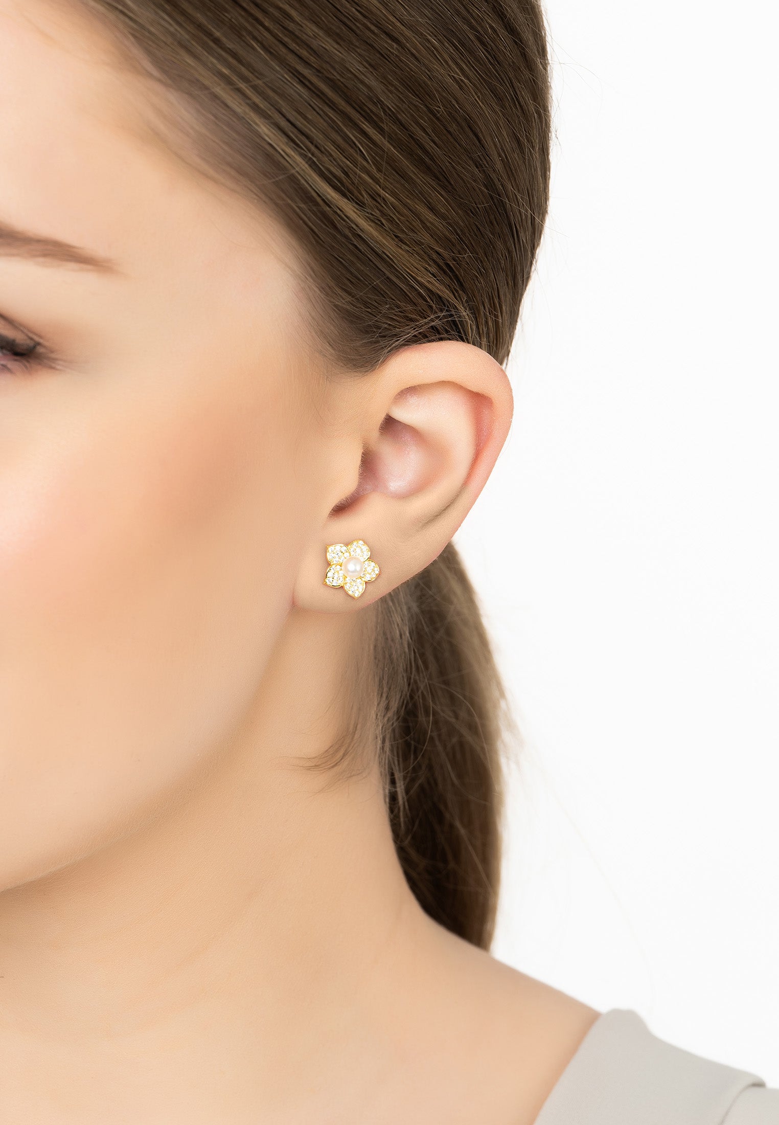 Forget Me Not Pearl Stud Earrings Gold