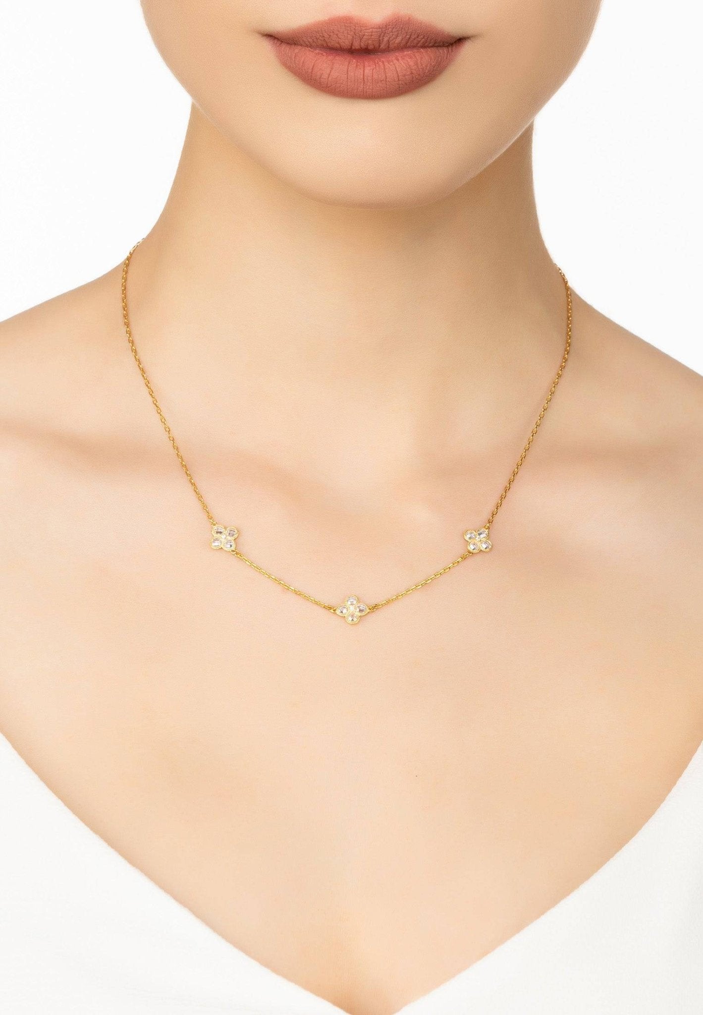 Clover on sale choker necklace