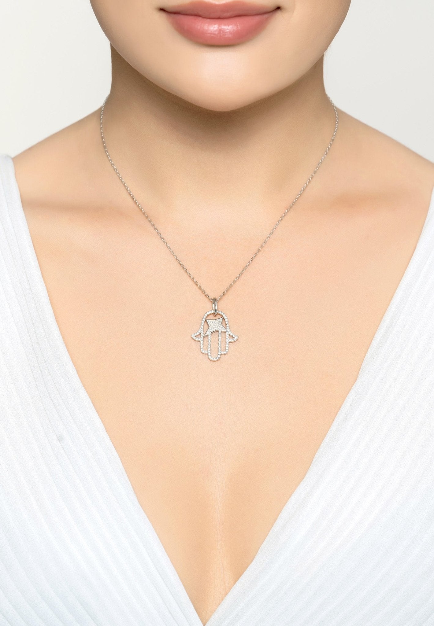 Hamsa hand hot sale necklace silver